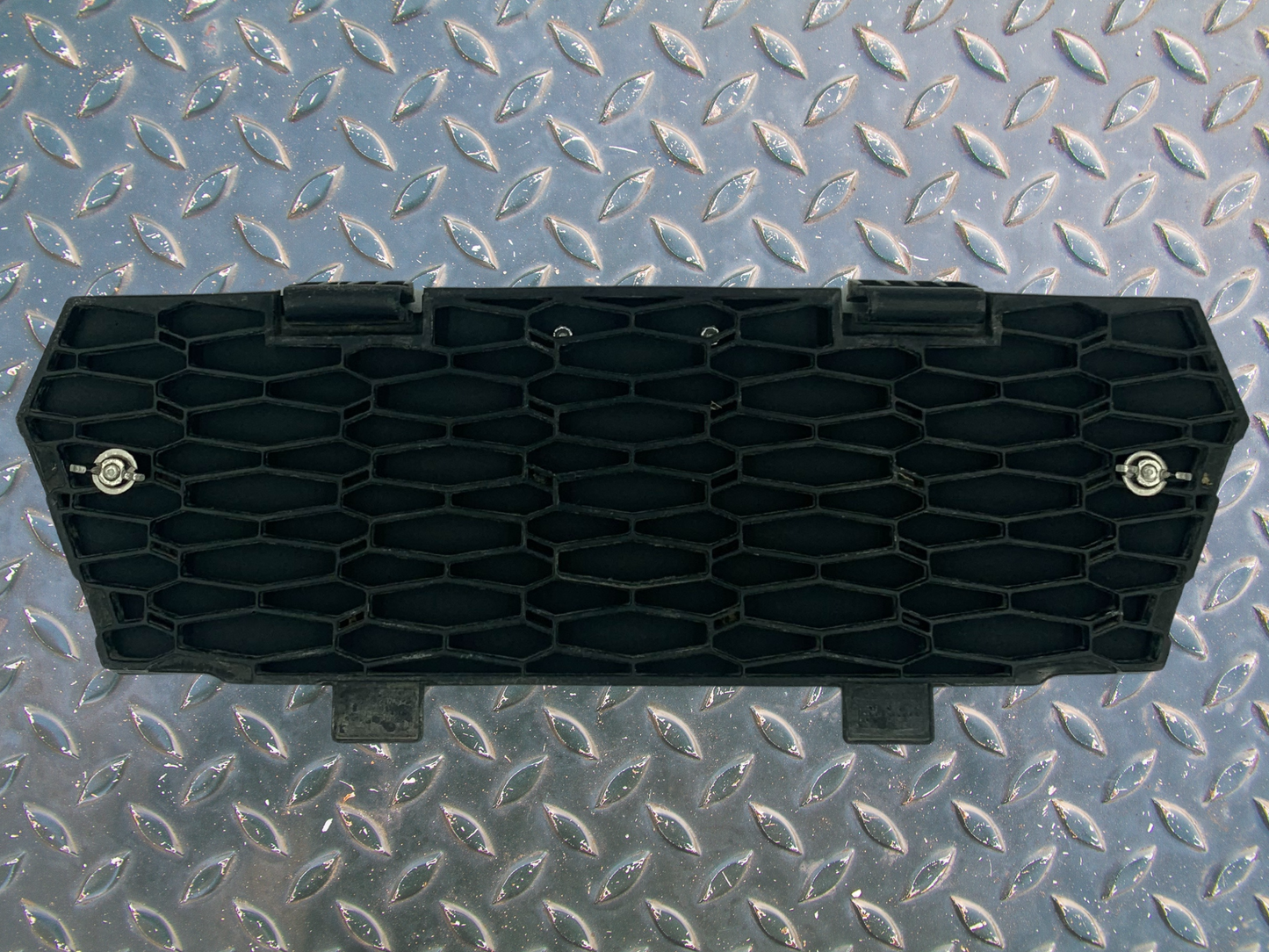 back of stock polaris general grille with thermoguard mounted